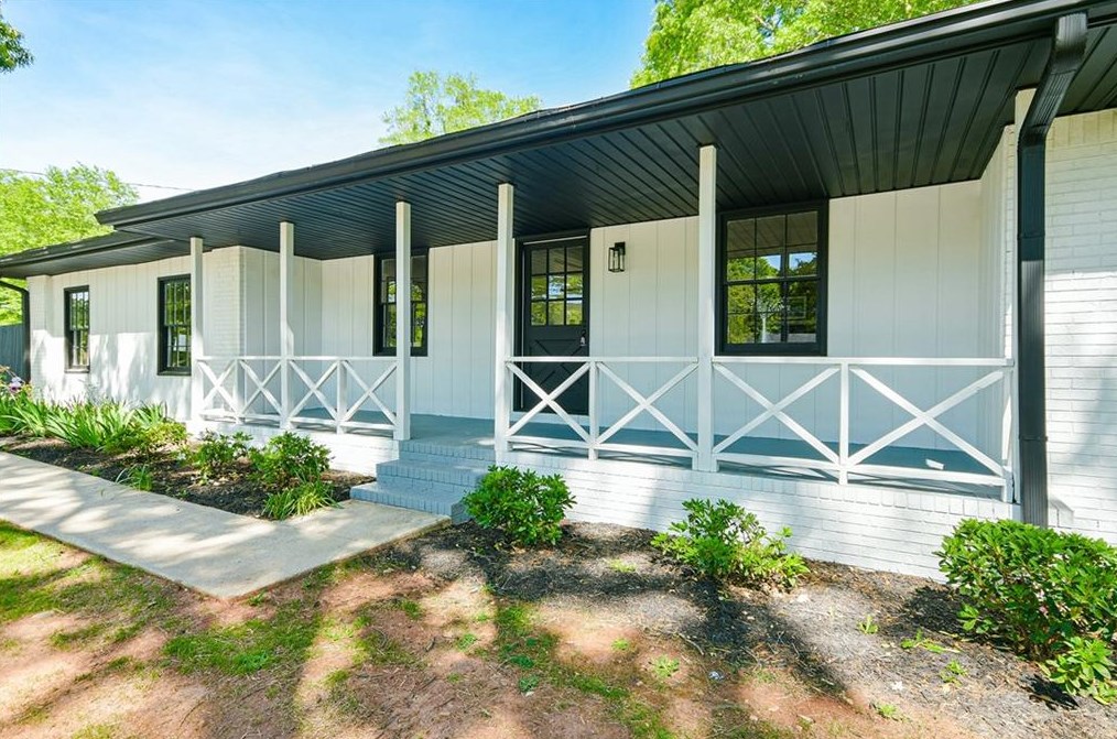 1670 Christian Cir, Conyers GA 30013-5203 exterior