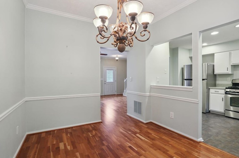108 Wedgewood Way, Atlanta GA  30350-2070 exterior