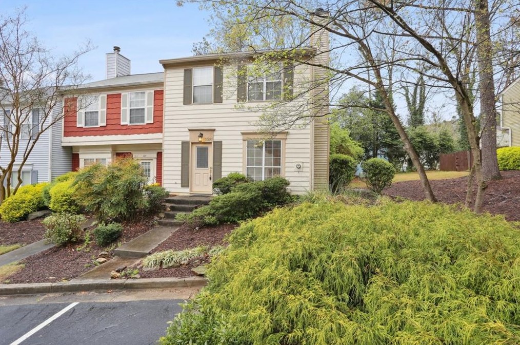 108 Wedgewood Way, Atlanta, GA 30350-2060