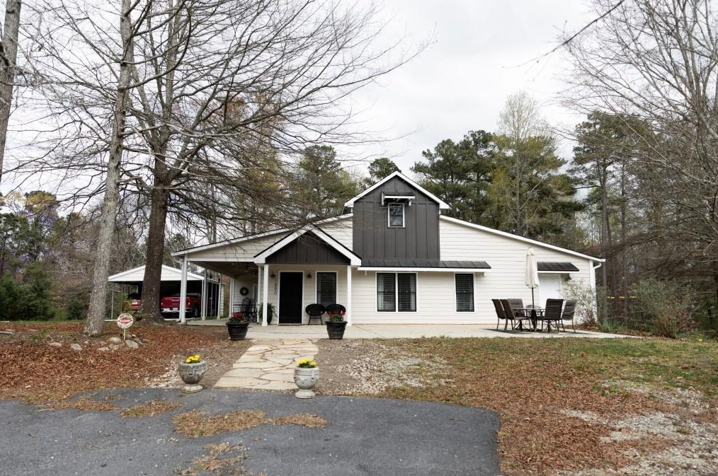 1880 Ridgedale Dr, Lithonia, GA 30078-2440