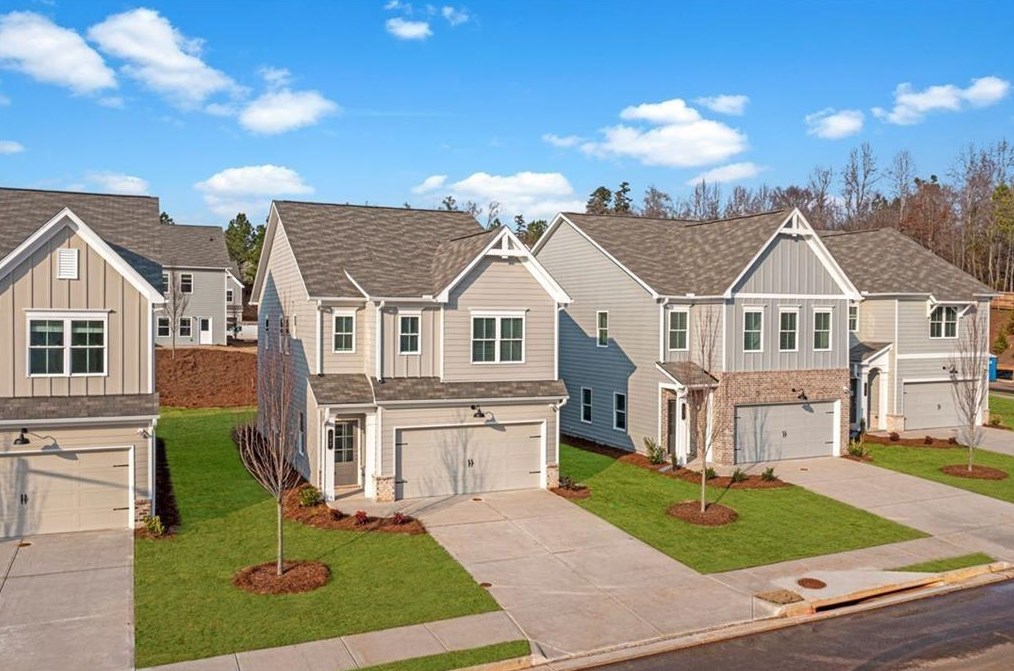 120 Ridge Rd, Holly Springs, GA 30188-4272