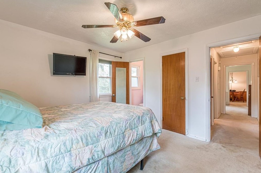 2803 Mount Olive Dr, Decatur GA  30033-3024 exterior