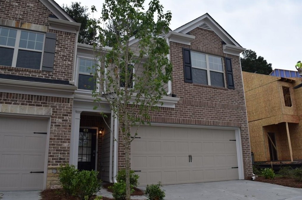 631 Justins Place Ln, Lawrenceville GA  30043-7327 exterior