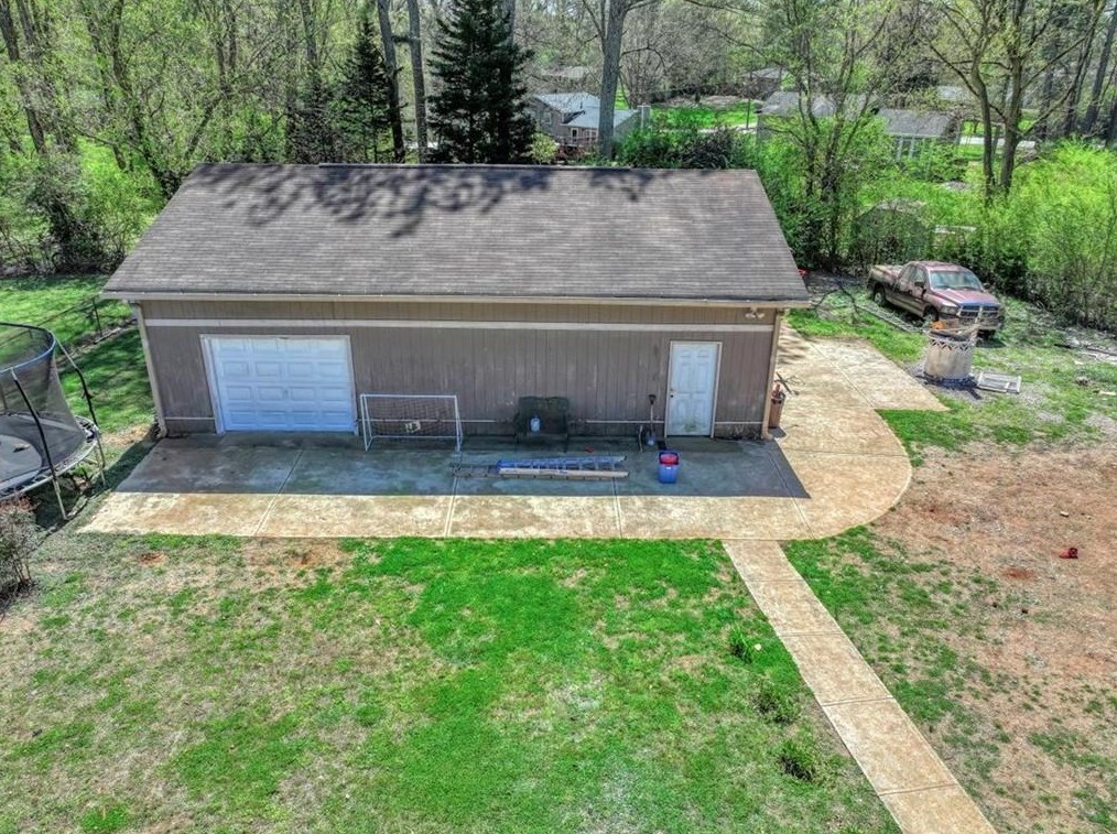 2047 Silver Creek Dr, Austell GA  30168-5058 exterior