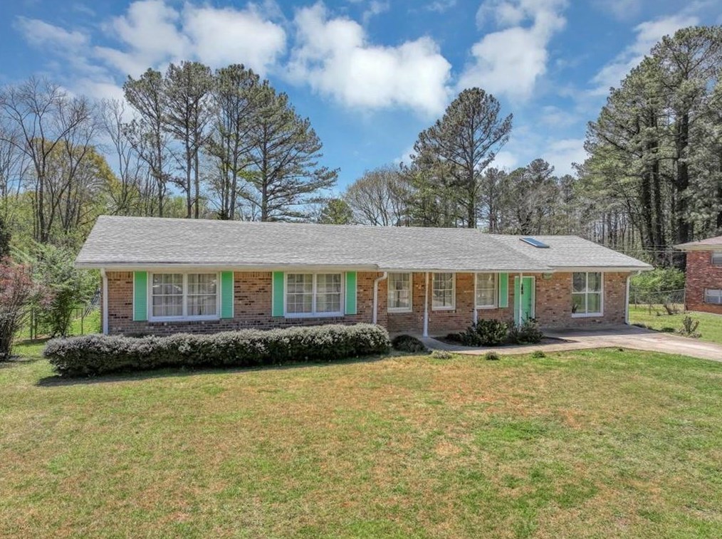 2047 Silver Creek Dr, Austell GA  30168-5058 exterior