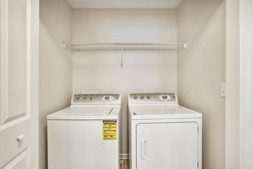 1068 Village Dr, Decatur GA  30032-2455 exterior