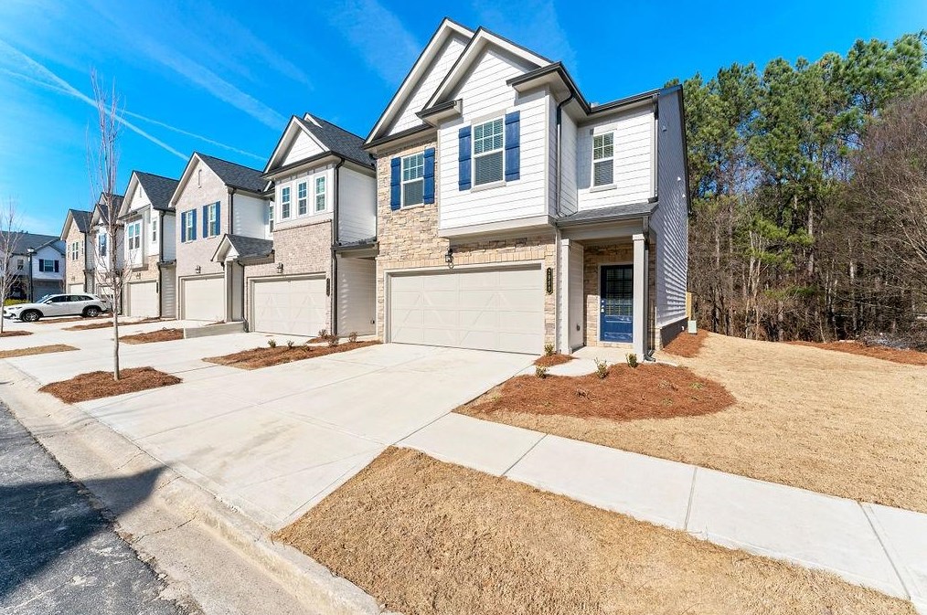 2990 Ben Park Ln, Grayson, GA 30017