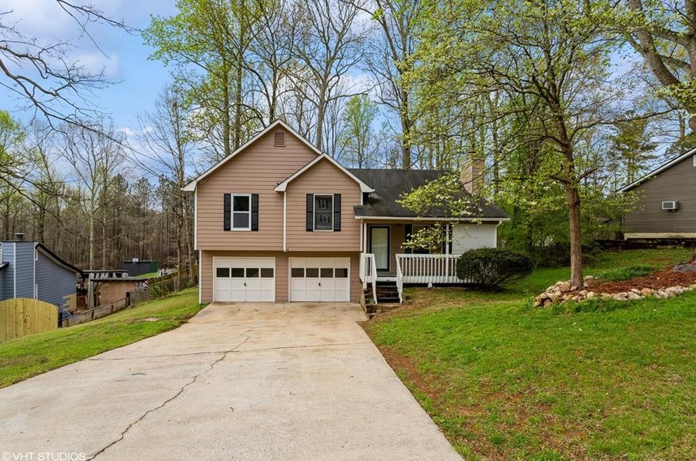 137 Tracey Ln, Dallas, GA 30132-1412