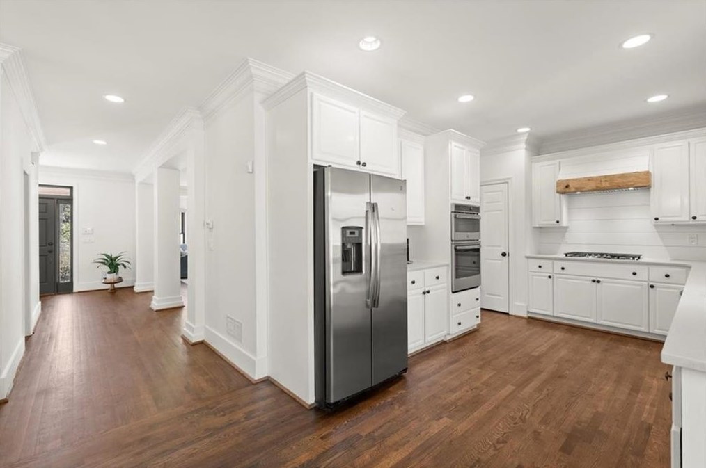 3013 Ranch Rd, Atlanta GA  30339-3728 exterior