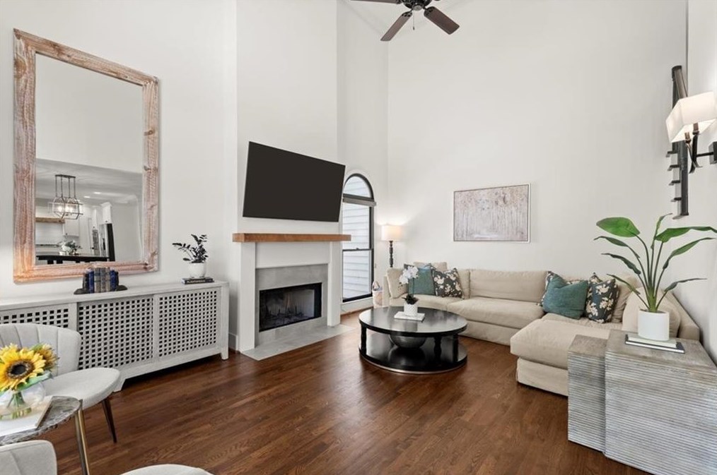 3013 Ranch Rd, Atlanta GA  30339-3728 exterior