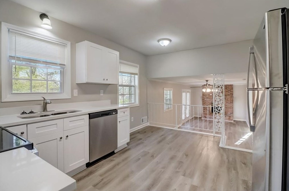 2320 Aurie Dr, Decatur GA  30034-2913 exterior