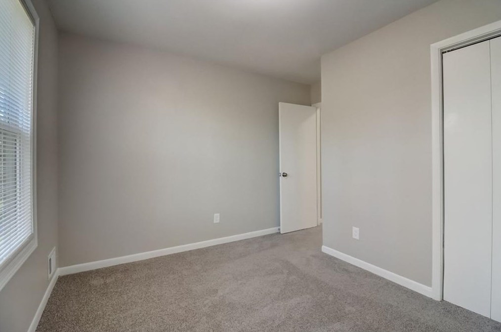 2320 Aurie Dr, Decatur GA  30034-2913 exterior