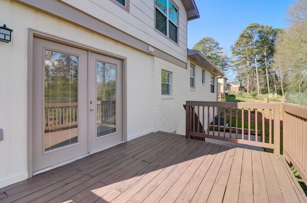 2320 Aurie Dr, Decatur GA  30034-2913 exterior