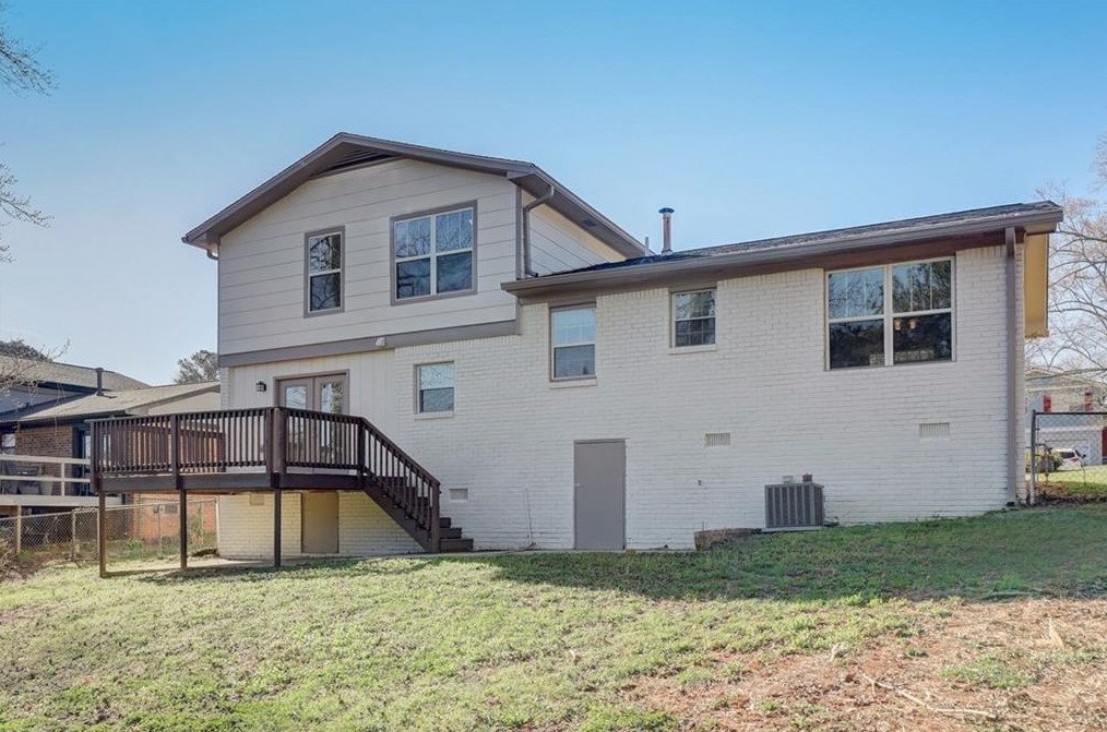 2320 Aurie Dr, Decatur GA  30034-2913 exterior