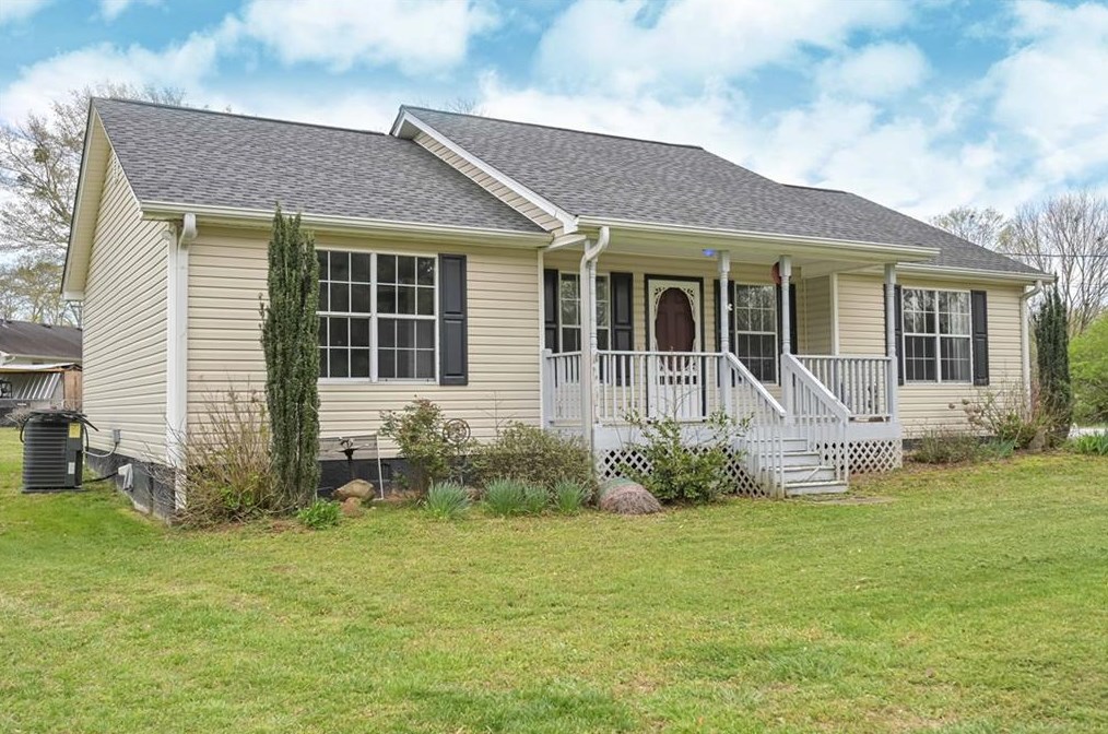 125 Turner Trl, Carrollton, GA 30116-5765