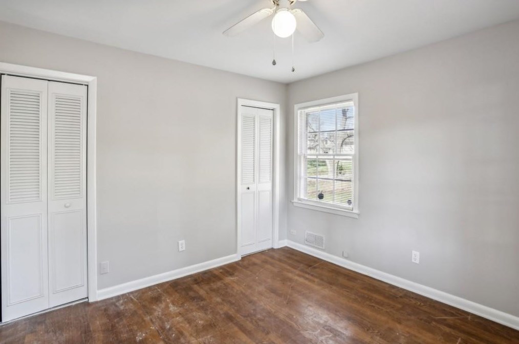 1659 Spruce Vly Dr, Decatur GA exterior