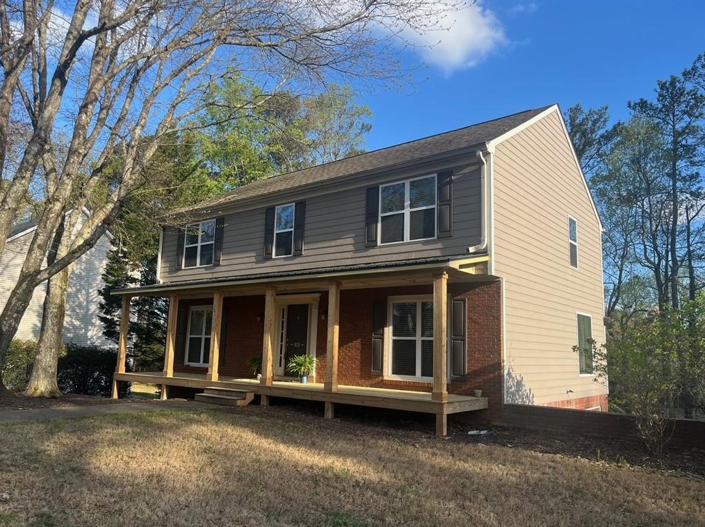 105 Spring Ridge Ct, Roswell, GA 30076-2611