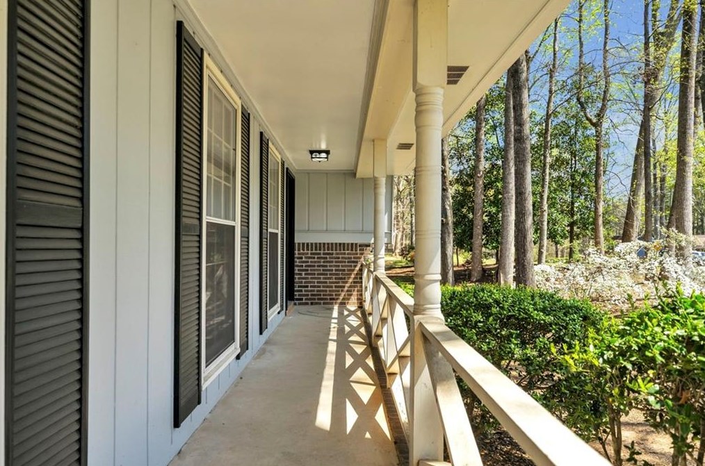 753 Rebecca St, Lilburn, GA 30047-2745