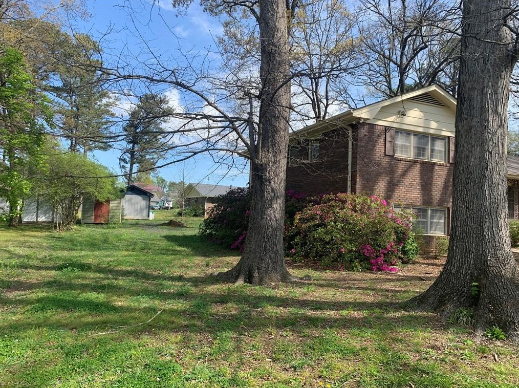 1390 White Oak St, Conyers, GA 30013