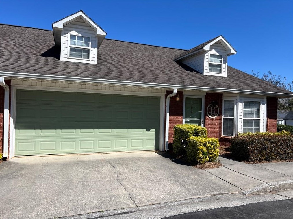 101 Mill Stone Dr, Calhoun, GA 30701-5730
