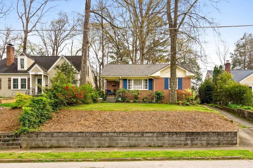 2437 Woodland Cir, Atlanta GA  30344-2735 exterior