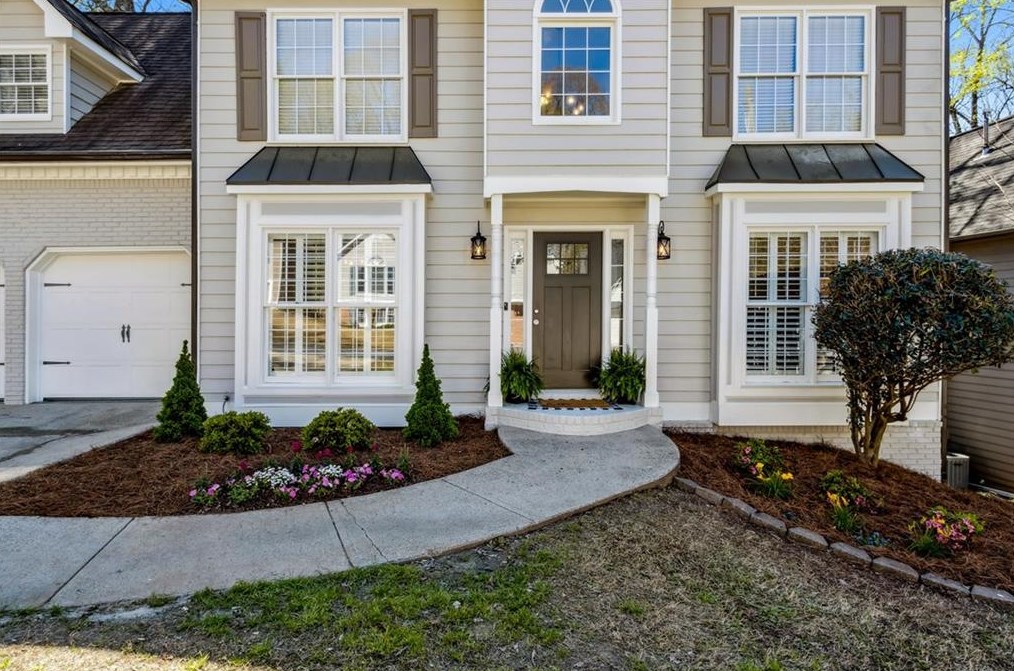 415 Middle Valley Ln, Holly Springs, GA 30189-2547