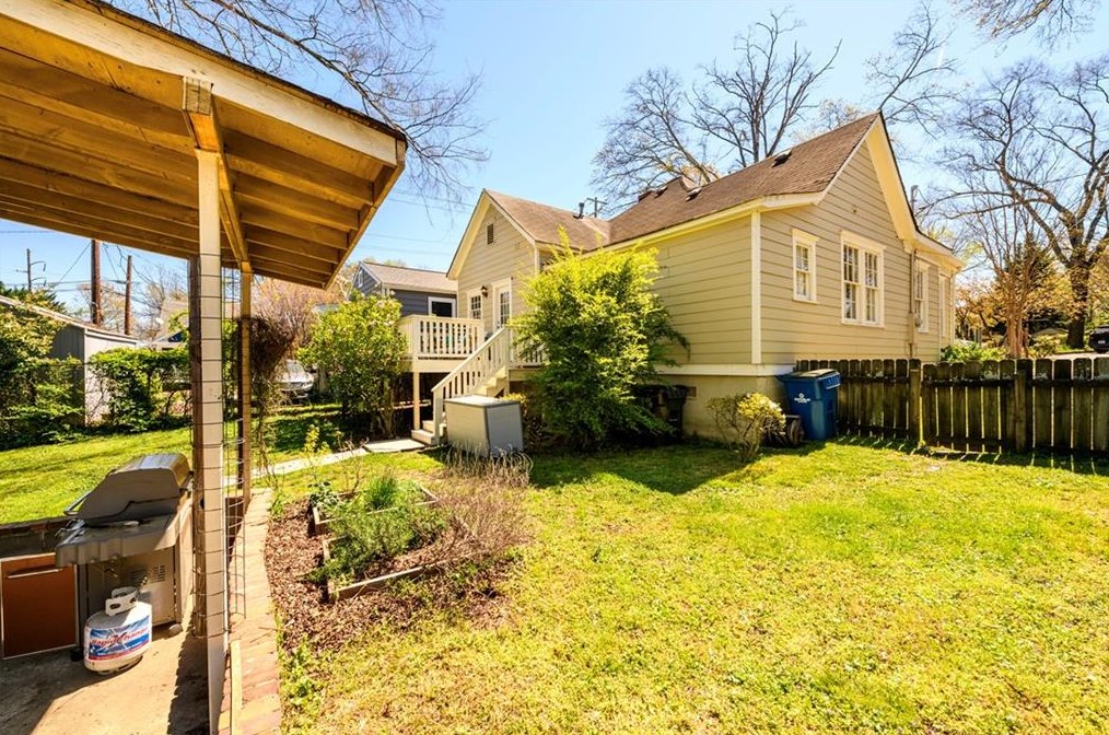 1281 Eubanks Ave, Atlanta GA  30344-4938 exterior