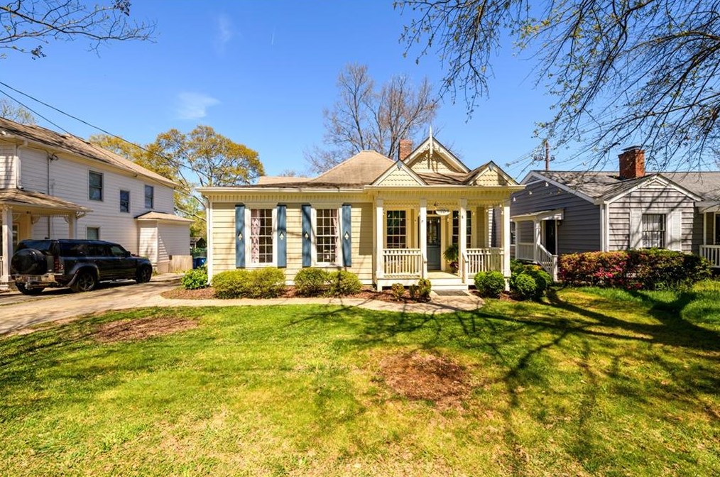 1281 Eubanks Ave, Atlanta GA  30344-4938 exterior