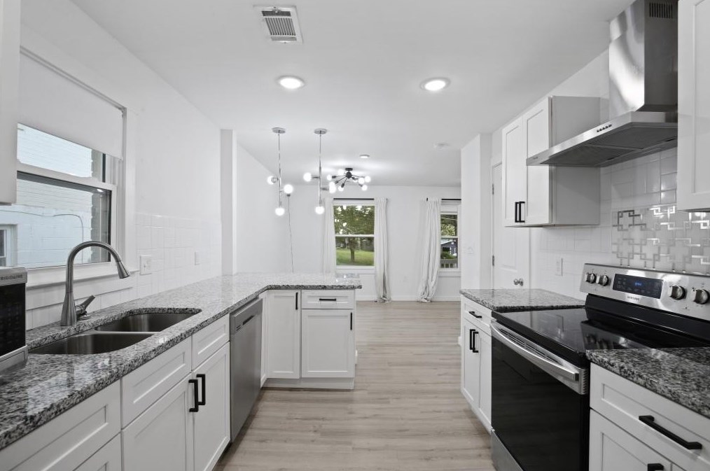 146 Stratford Dr, Atlanta GA  30311-1013 exterior