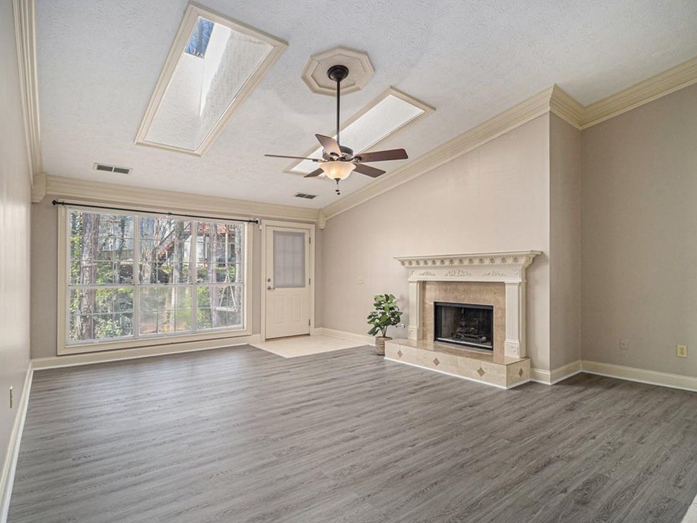 3385 Shady Woods Cir, Lawrenceville, GA 30044-2570