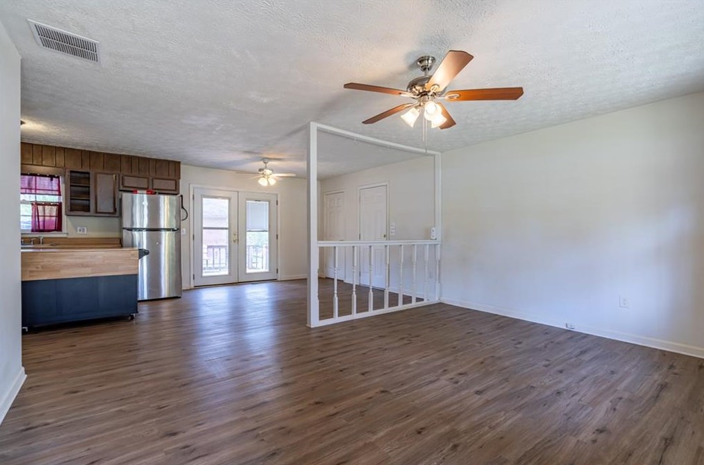 337 Wildwood Dr, Dallas, GA 30132