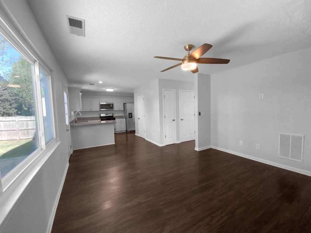 2339 Wavetree Ln, Acworth GA  30101-6211 exterior