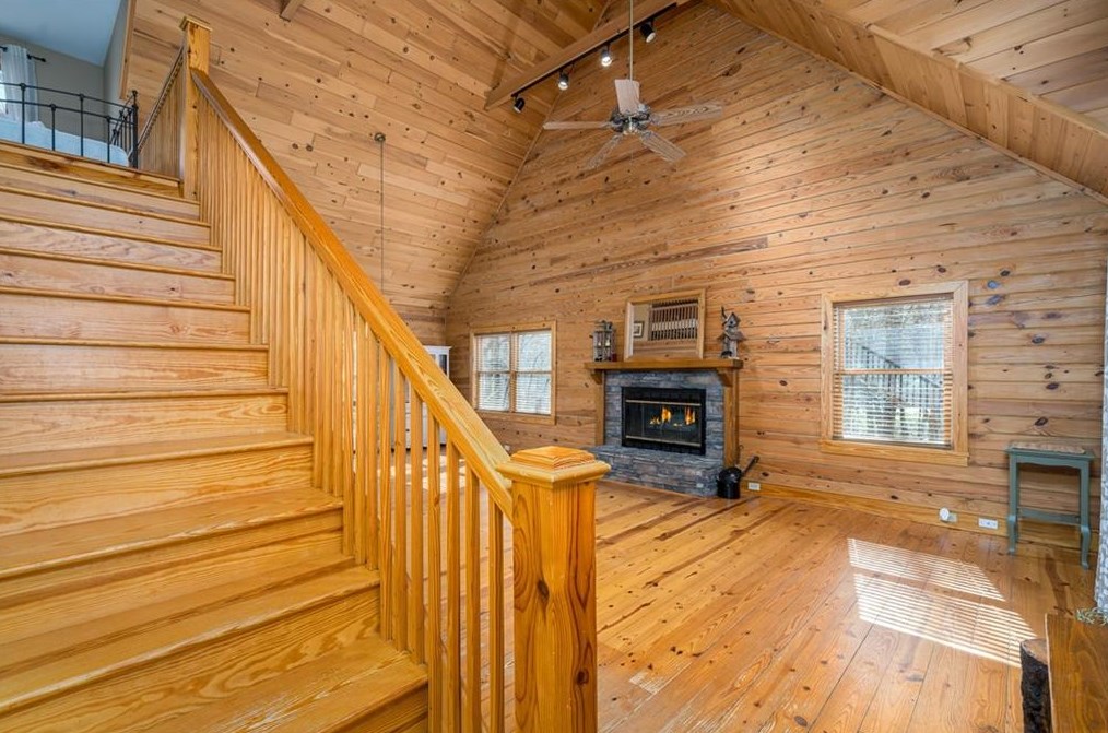 189 Frost Pine Cir, Big Canoe, GA 30143-7262