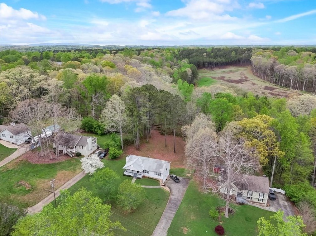 119 Aspen Ct, Holly Springs, GA 30188-1781