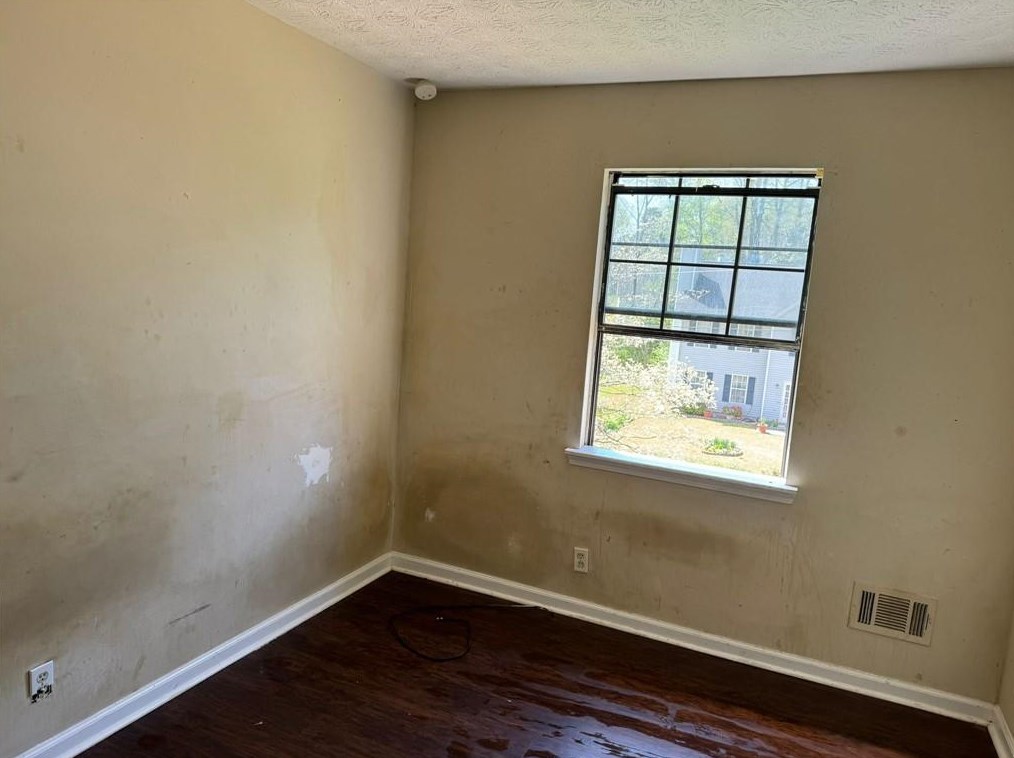 2806 Oxford Dr, Decatur GA 30034-1049 exterior