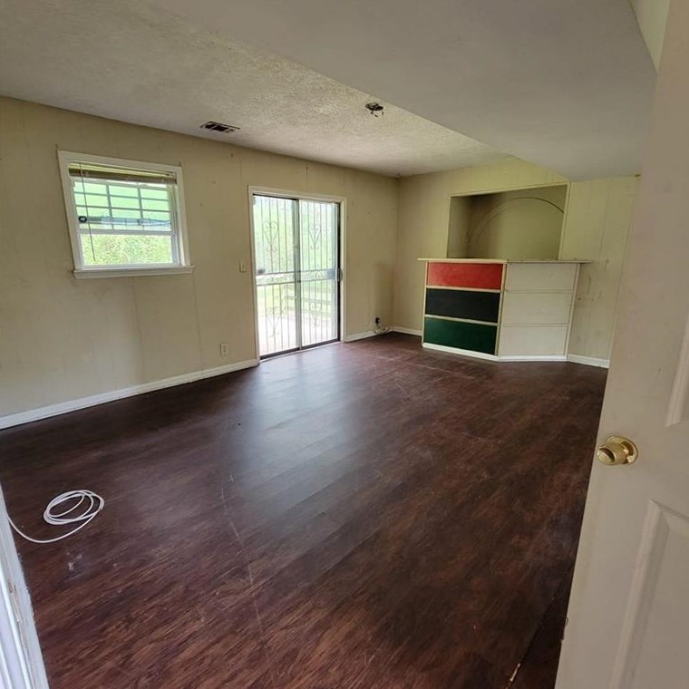 2806 Oxford Dr, Decatur GA 30034-1049 exterior