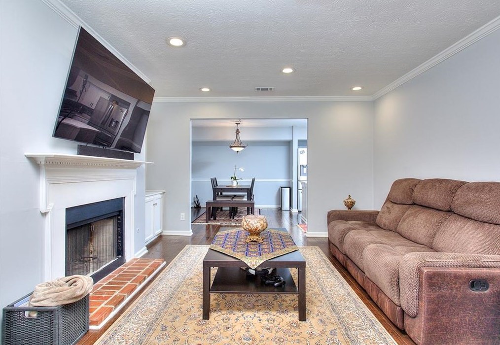 2077 Brian Way, Decatur GA  30033-3830 exterior