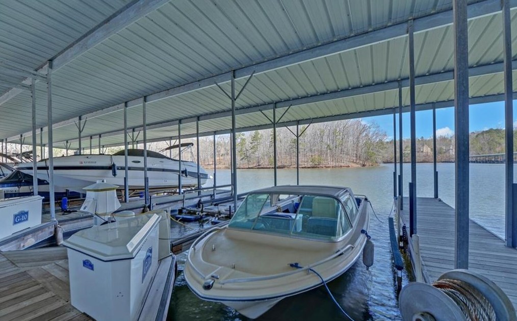 6820 Grand Marina Cir, Gainesville, GA 30506