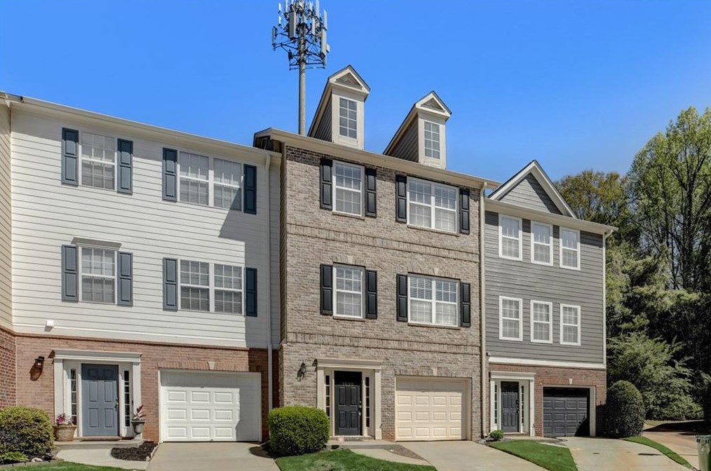 3520 Lantern View Ln, Scottdale, GA 30079
