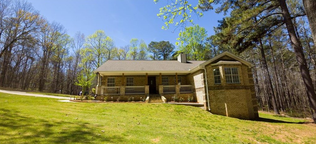 6327 Tyree Rd, Winston, GA 30187