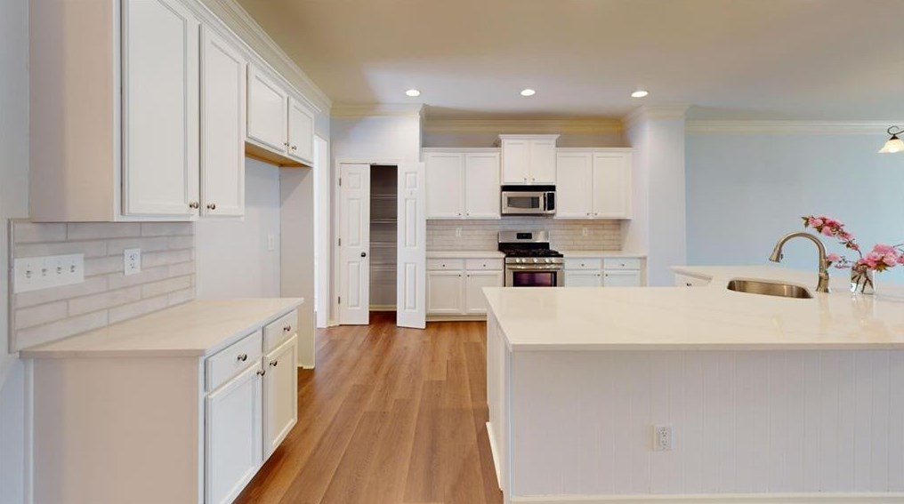 12793 Doe Dr, Alpharetta GA 30004-8987 exterior