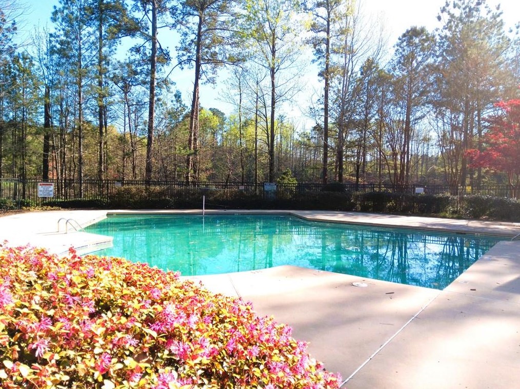 12793 Doe Dr, Alpharetta GA 30004-8987 exterior