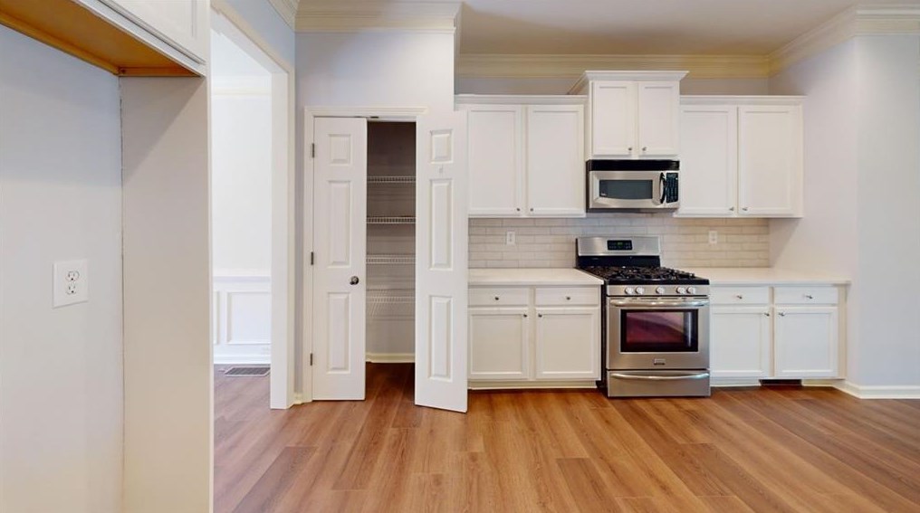 12793 Doe Dr, Alpharetta GA 30004-8987 exterior