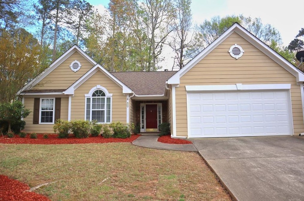 1709 Silverchase Dr, Marietta, GA 30008-7653