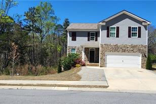 128 Embry Blvd, Pendergrass, GA 30567 - Photo 1