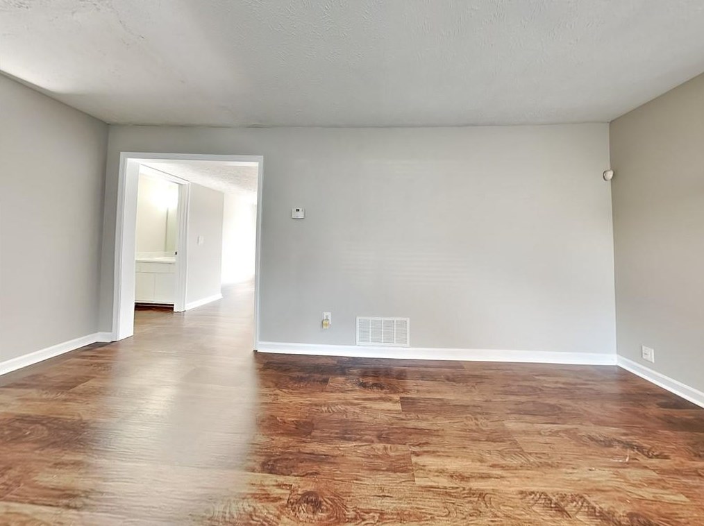 938 Waverly Ct #apt B, Norcross, GA 30093