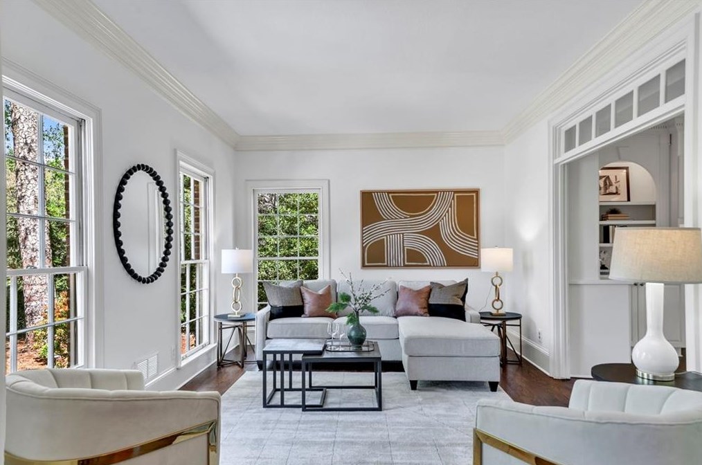 1635 Lazy River Ln, Atlanta GA  30350-3523 exterior