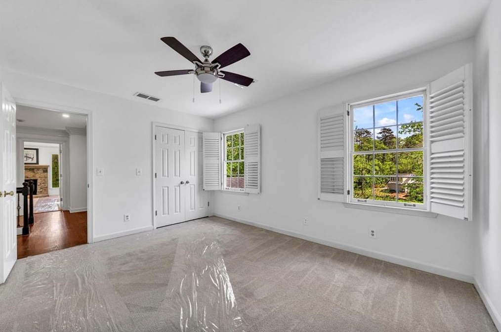 1635 Lazy River Ln, Atlanta GA  30350-3523 exterior