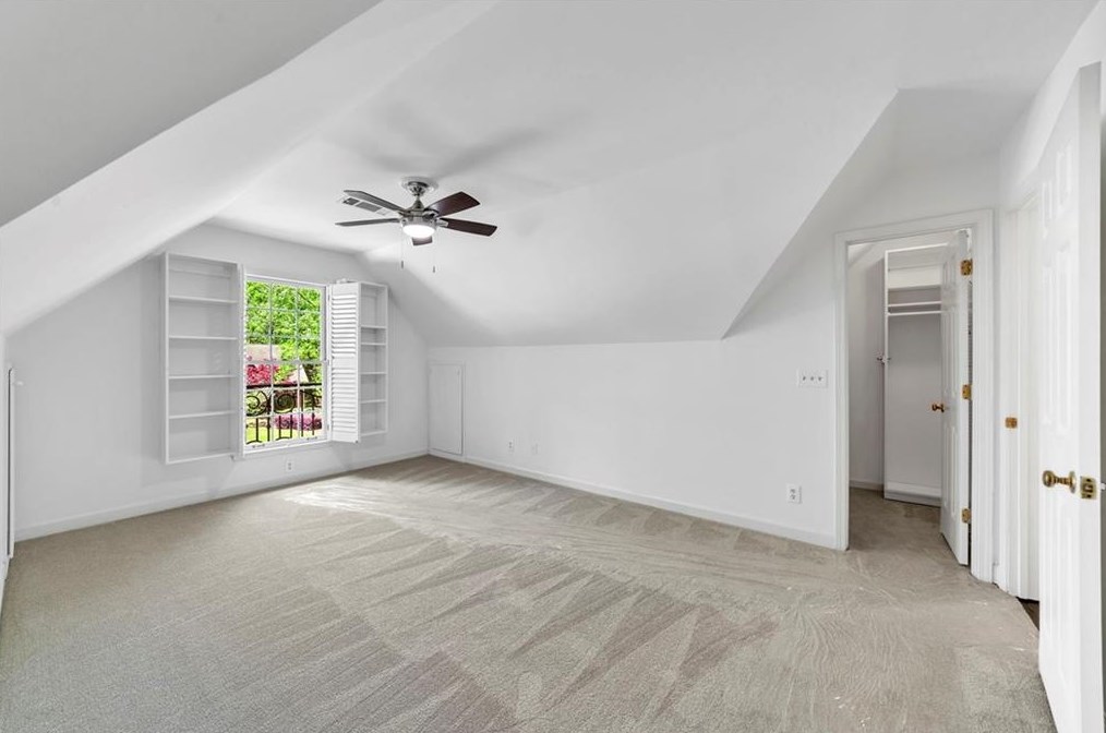 1635 Lazy River Ln, Atlanta GA  30350-3523 exterior