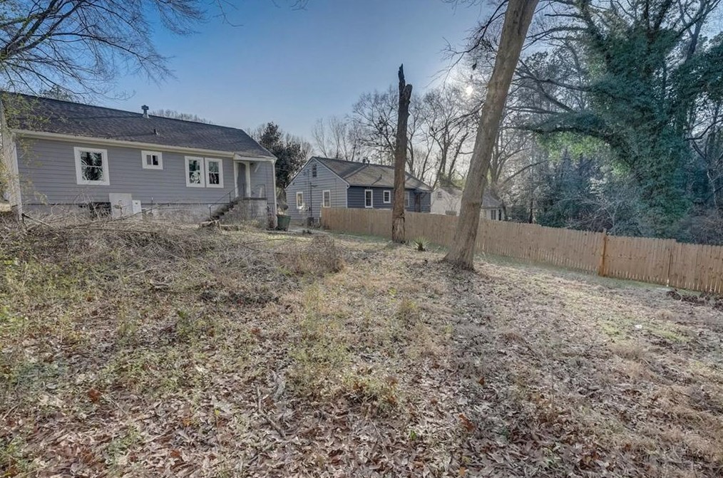 822 Midway St, Atlanta GA 30315-8611 exterior